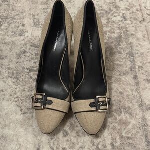 Banana Republic Beige Buckle Heels